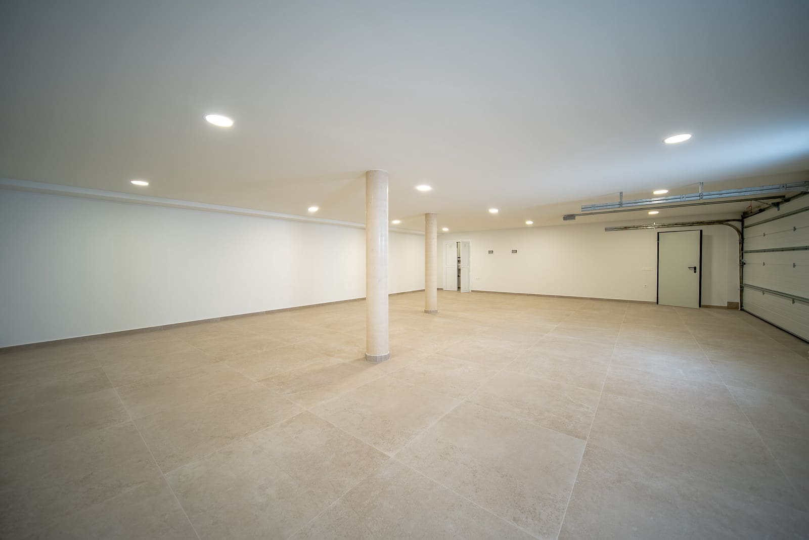 3 bedroom Villa for sale in Ciudad Quesada with pool garage - € 799,900 (Ref: 9061786)