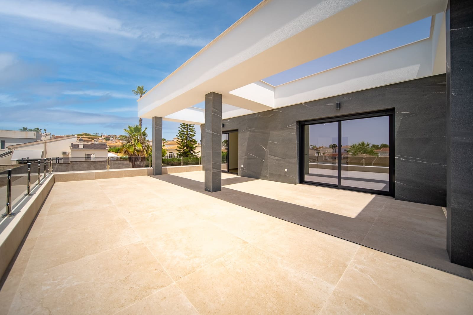 3 bedroom Villa for sale in Ciudad Quesada with pool garage - € 799,900 (Ref: 9061786)