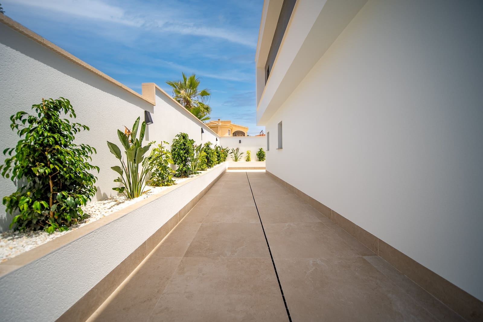 3 bedroom Villa for sale in Ciudad Quesada with pool garage - € 799,900 (Ref: 9061786)