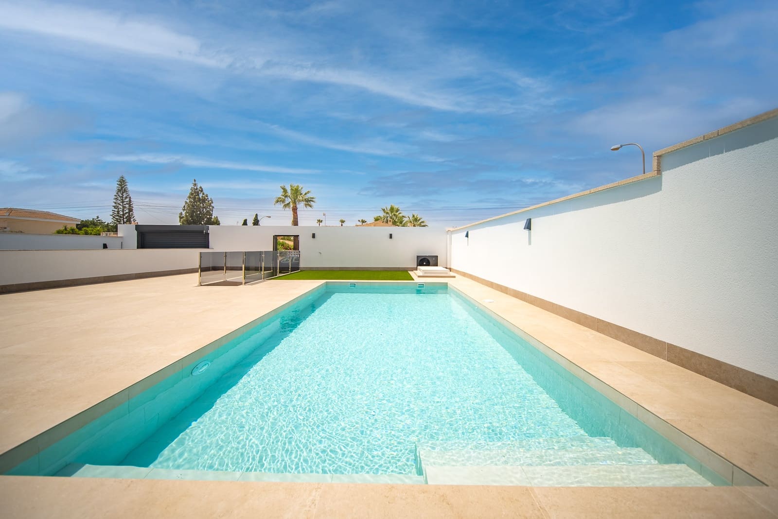 3 bedroom Villa for sale in Ciudad Quesada with pool garage - € 799,900 (Ref: 9061786)