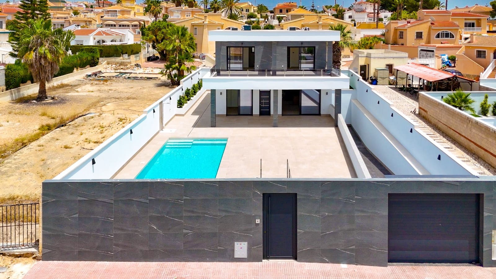 3 bedroom Villa for sale in Ciudad Quesada with pool garage - € 799,900 (Ref: 9061786)