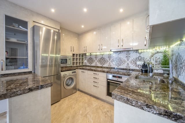 2 bedroom Apartment for sale in Cañada del Molino, Torrevieja with pool garage - € 329,000 (Ref: 9147510)