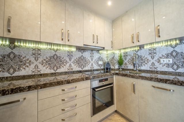 2 bedroom Apartment for sale in Cañada del Molino, Torrevieja with pool garage - € 329,000 (Ref: 9147510)