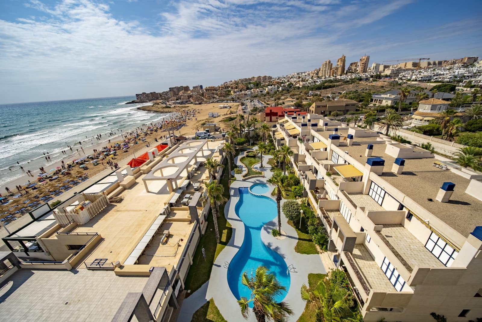 2 soveværelse Lejlighed til salg i La Mata med swimmingpool garage - € 329.000 (Ref: 9147510)