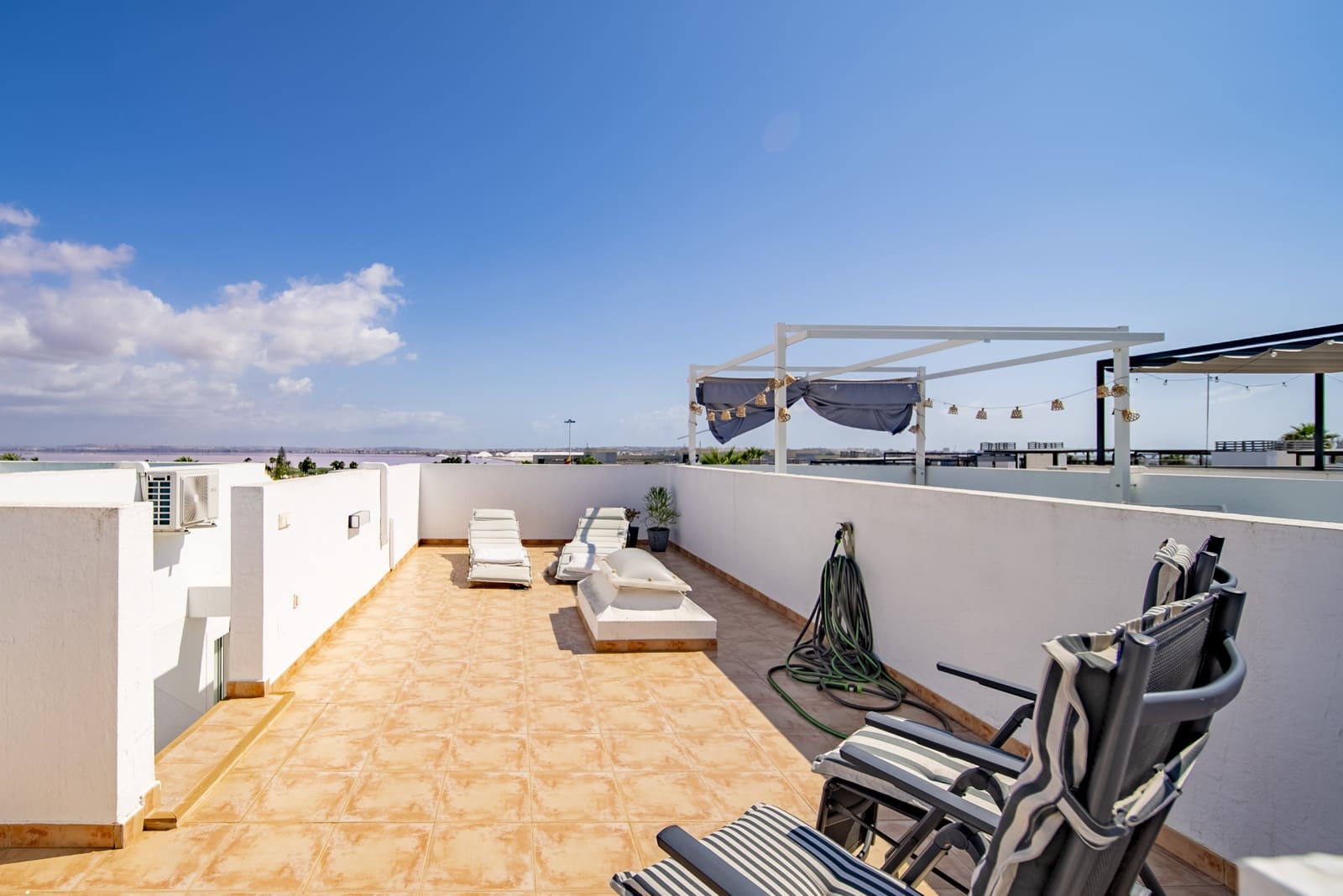 3 soveværelse Finca/Landehus til salg i Los Altos med swimmingpool garage - € 294.900 (Ref: 9158636)