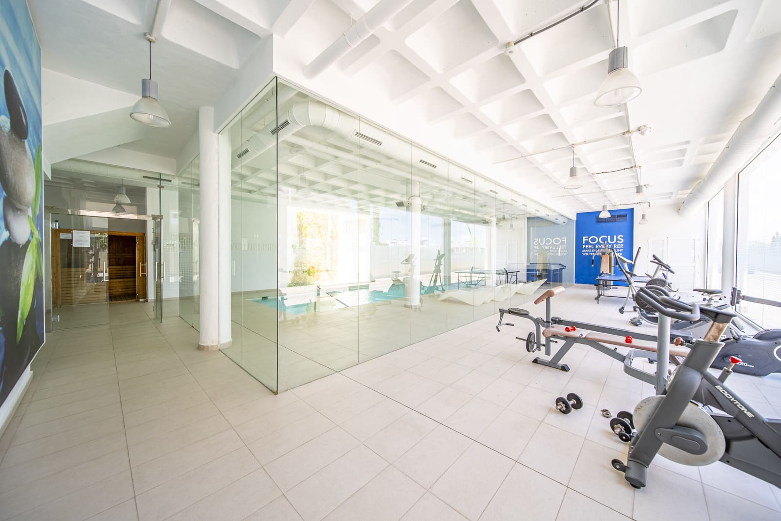 2 chambre Appartement à vendre à Guardamar del Segura avec piscine garage - 260 000 € (Ref: 9168353)