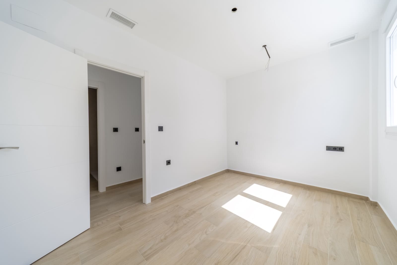 3 bedroom Villa for sale in Aguas Nuevas with pool garage - € 640,000 (Ref: 9172429)