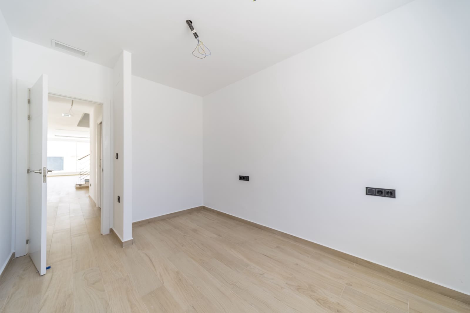 3 bedroom Villa for sale in Aguas Nuevas with pool garage - € 640,000 (Ref: 9172429)