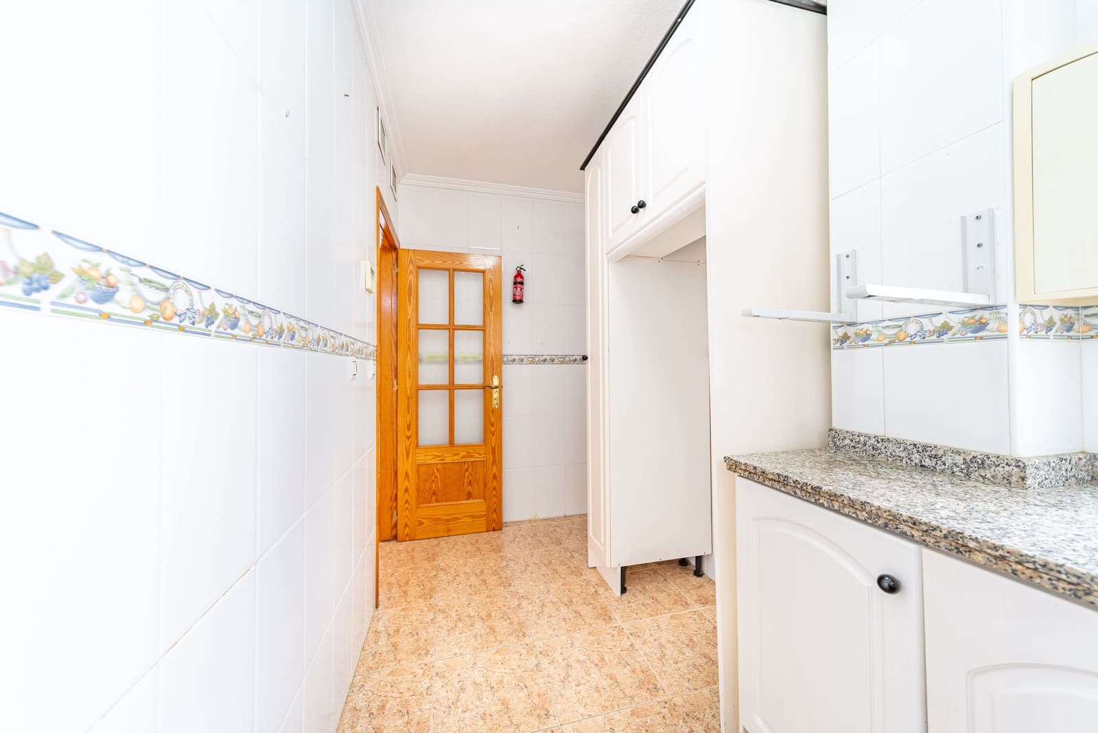 2 soverom Penthouse til salgs i Torrevieja med garasje - € 199 000 (Ref: 9296288)