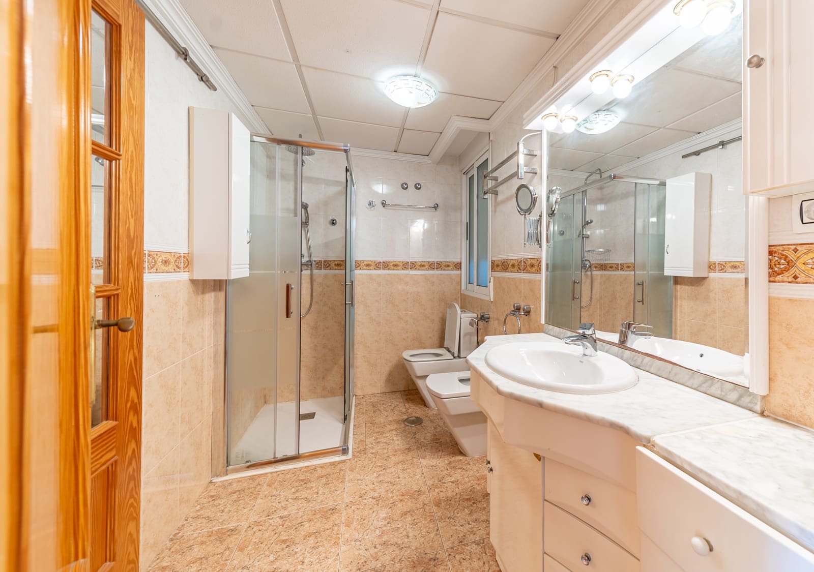 2 soverom Penthouse til salgs i Torrevieja med garasje - € 199 000 (Ref: 9296288)