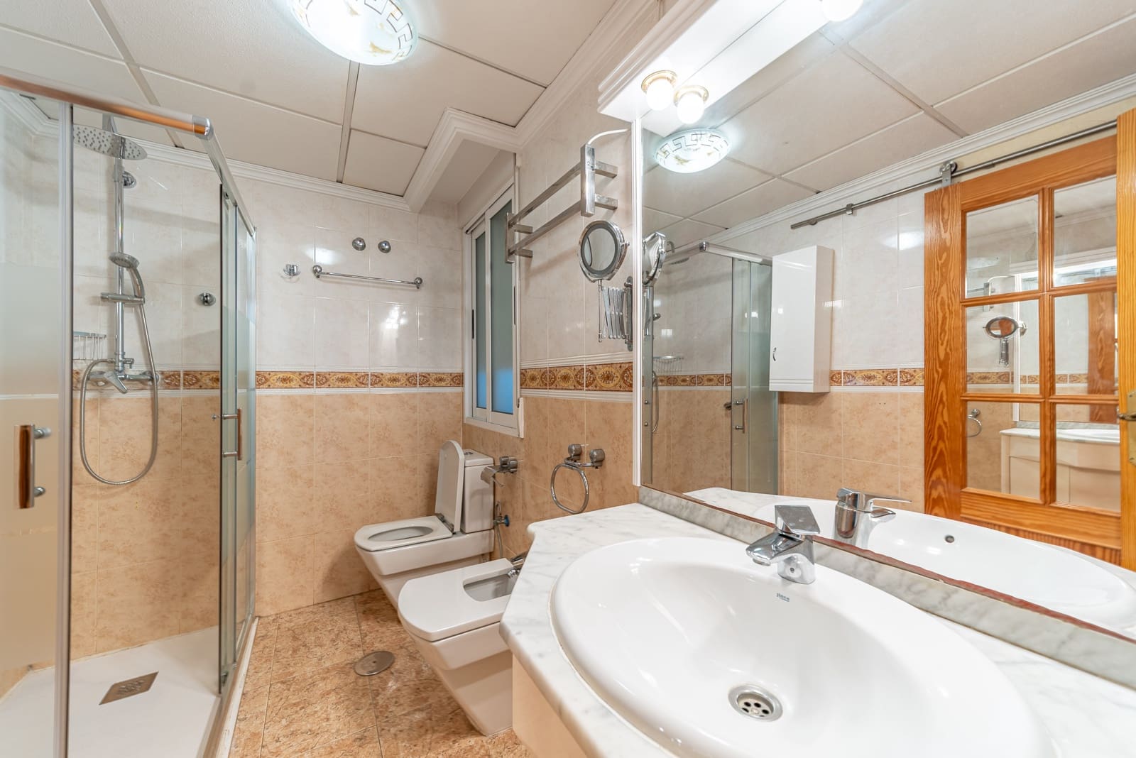 2 soverom Penthouse til salgs i Torrevieja med garasje - € 199 000 (Ref: 9296288)