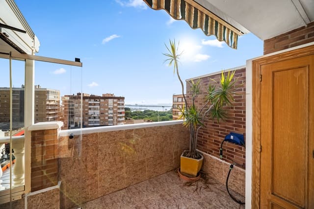 2 soverom Penthouse til salgs i Puerto Deportivo, Torrevieja med garasje - € 185 000 (Ref: 9296288)