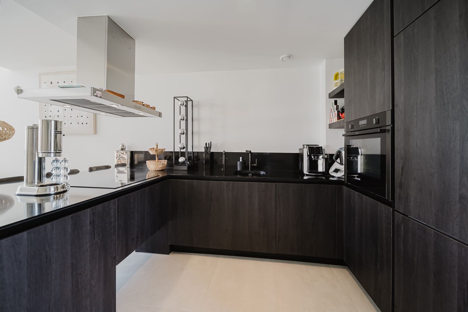 3 bedroom Villa for sale in Algorfa with pool garage - € 525,000 (Ref: 9307046)