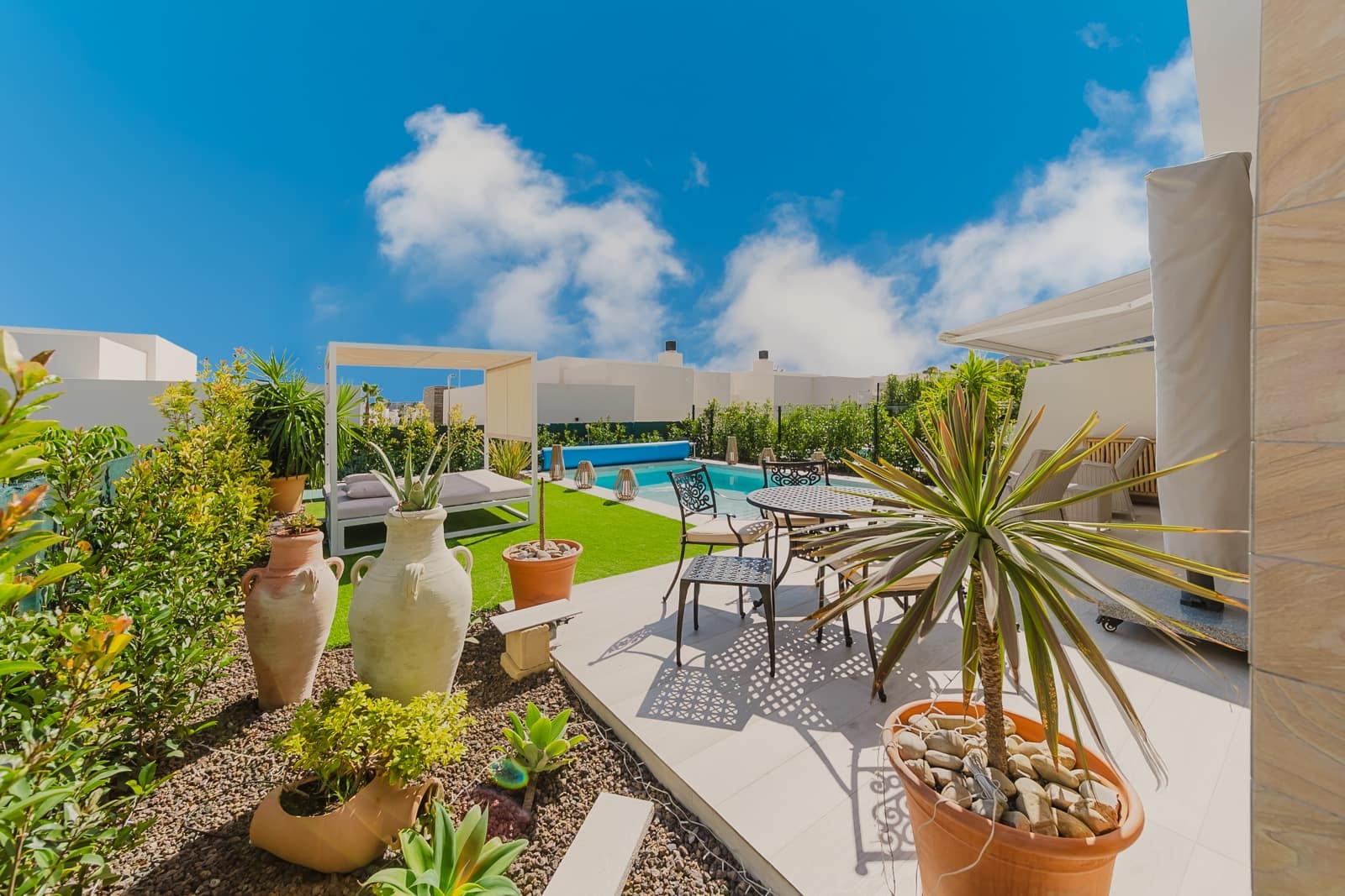 3 bedroom Villa for sale in Algorfa with pool garage - € 525,000 (Ref: 9307046)