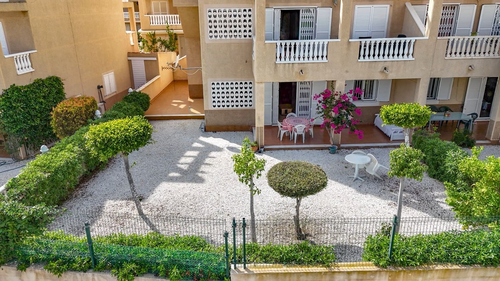 3 slaapkamer Appartement te koop in Playa Flamenca met zwembad garage - € 278.000 (Ref: 9328664)