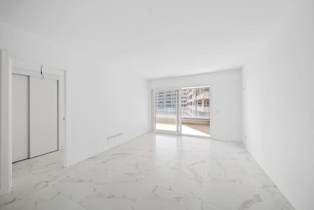 3 chambre Appartement à vendre à Punta Prima, Torrevieja avec piscine garage - 599 000 € (Ref: 9386414)