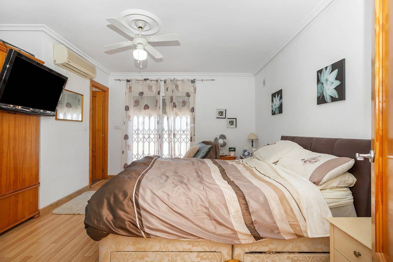 6 soverom Villa til salgs i Los Balcones med svømmebasseng garasje - € 610 000 (Ref: 9388320)