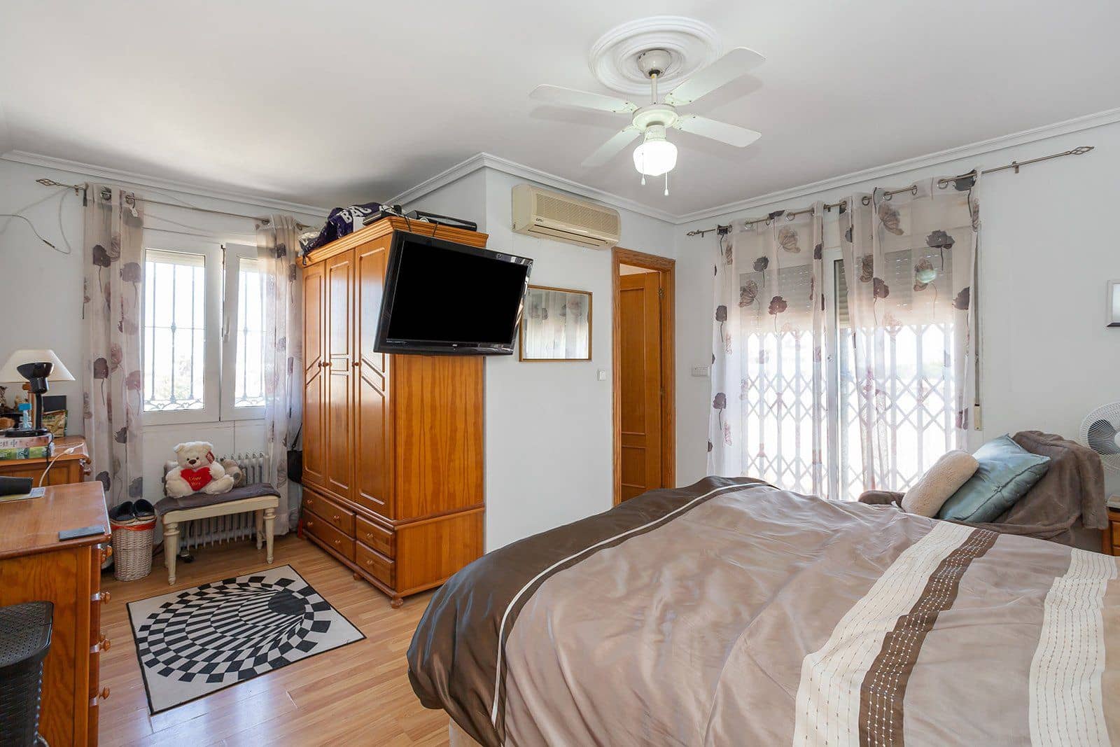 6 soverom Villa til salgs i Los Balcones med svømmebasseng garasje - € 610 000 (Ref: 9388320)