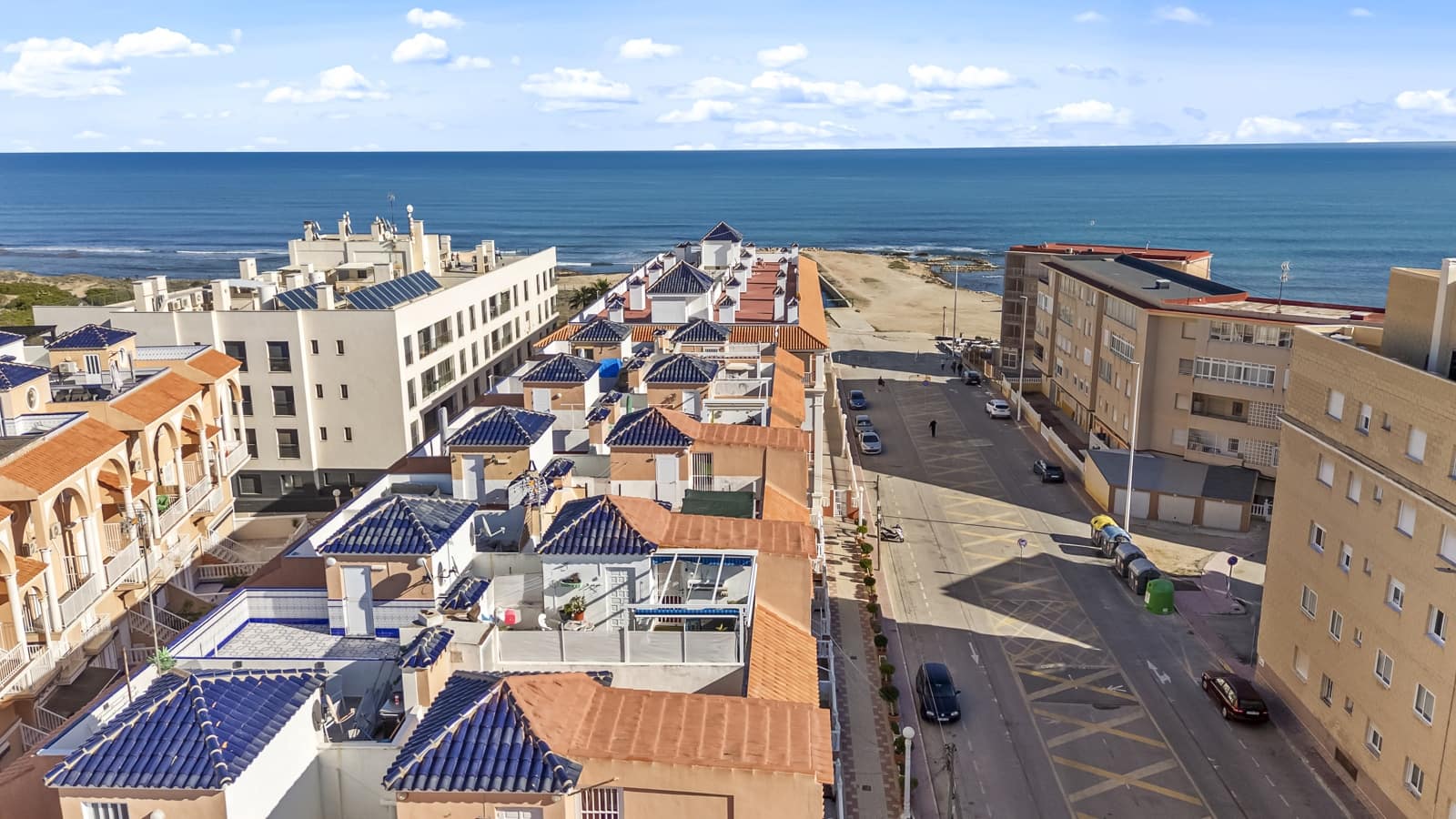 2 sovrum Lägenhet till salu i La Mata med pool - 264 900 € (Ref: 9435146)