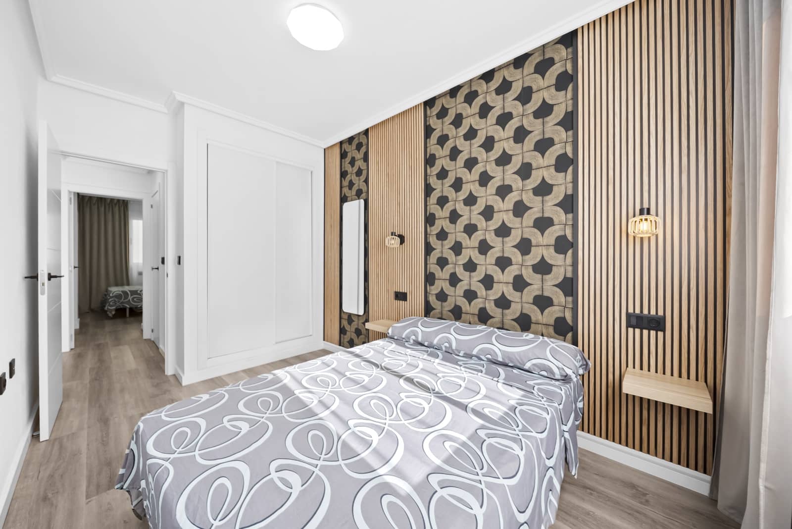 Apartamento de 2 habitaciones en Torrevieja en venta - 185.000 € (Ref: 9436360)