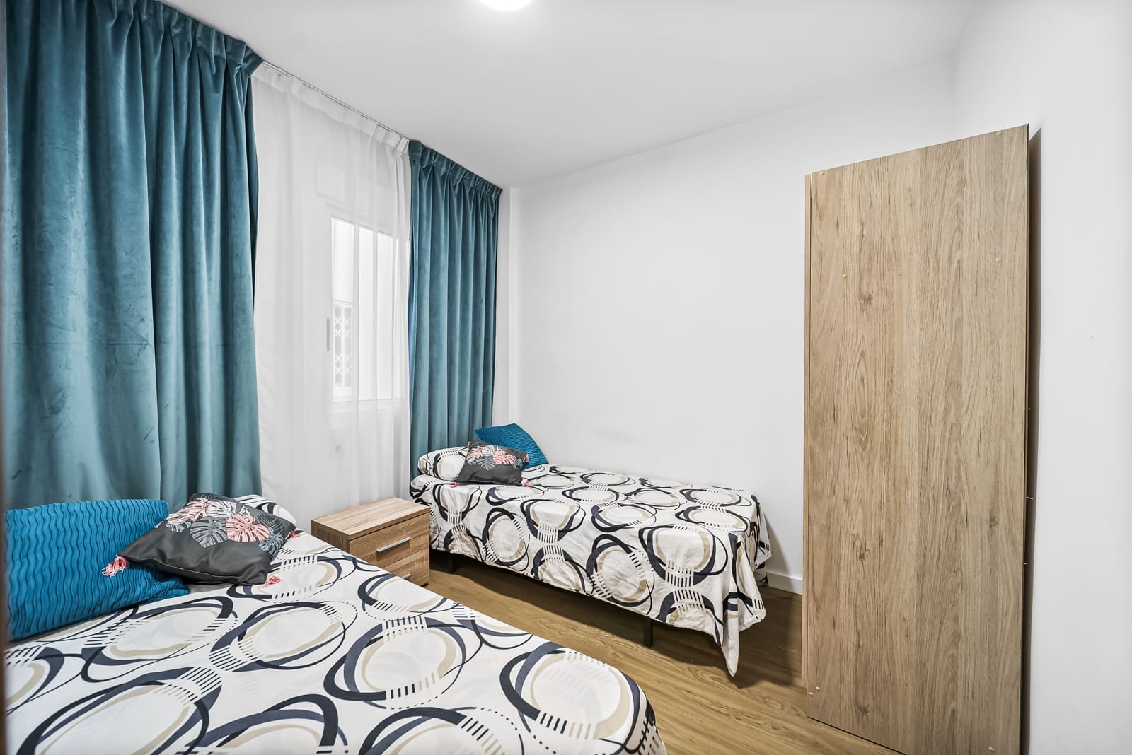 Apartamento de 2 habitaciones en Torrevieja en venta con piscina - 180.000 € (Ref: 9438091)