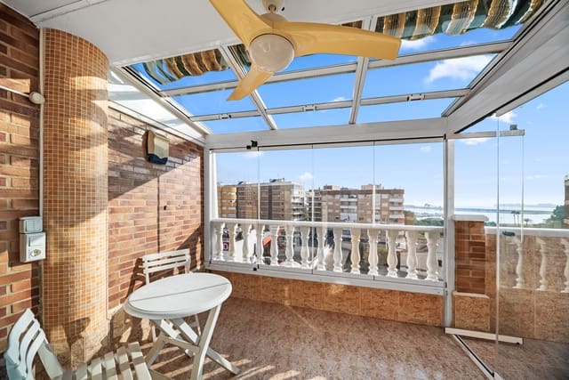 2 bedroom Penthouse for sale in Puerto Deportivo, Torrevieja with garage - € 185,000 (Ref: 9453446)