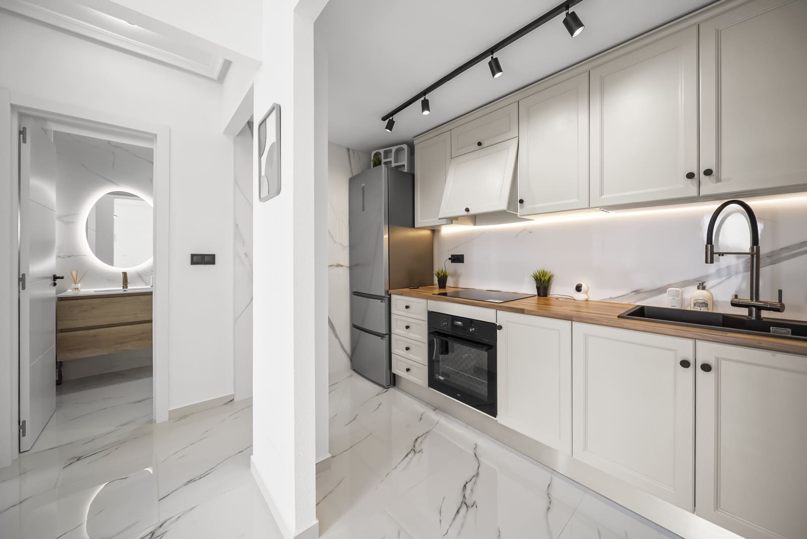 1 makuuhuone Huoneisto myytävänä paikassa Playa Flamenca mukana uima-altaan - 170 000 € (Ref: 9473432)