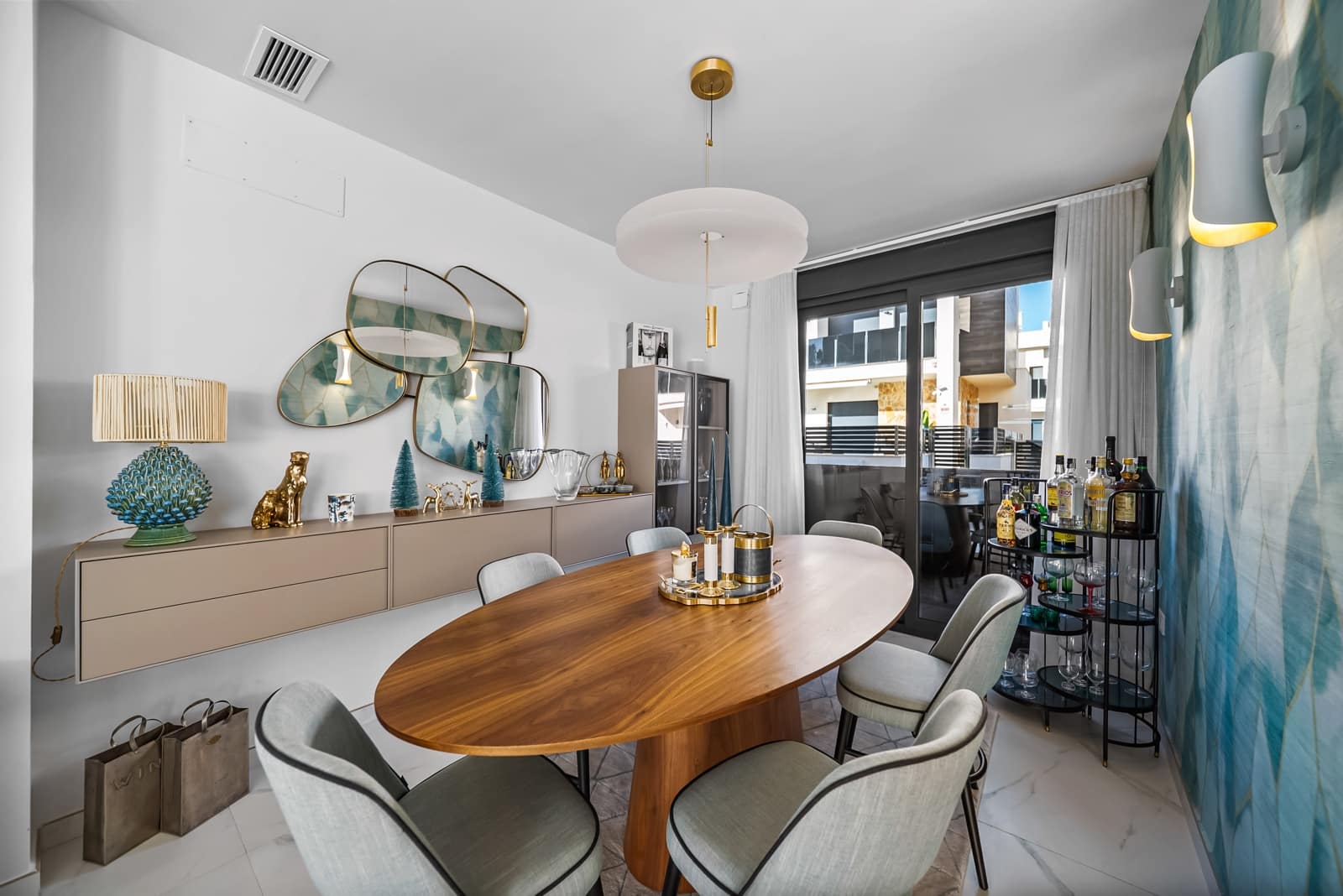 3 soverom Villa til salgs i Orihuela Costa med svømmebasseng garasje - € 695 000 (Ref: 9525500)