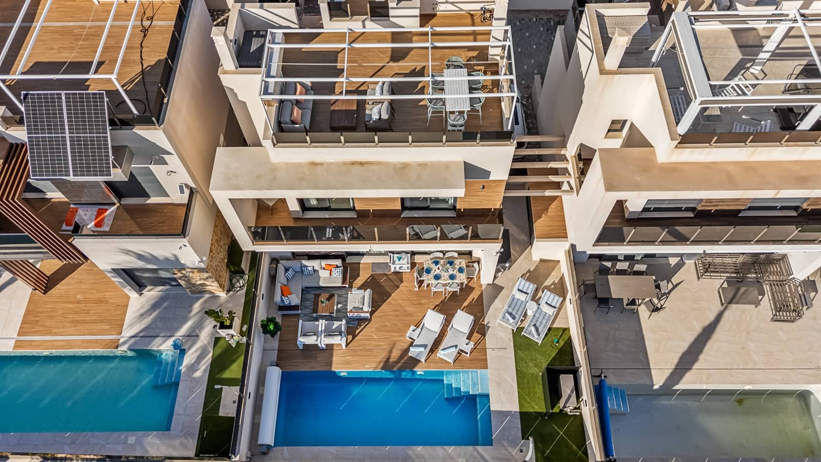 3 soverom Villa til salgs i Orihuela Costa med svømmebasseng garasje - € 695 000 (Ref: 9525500)