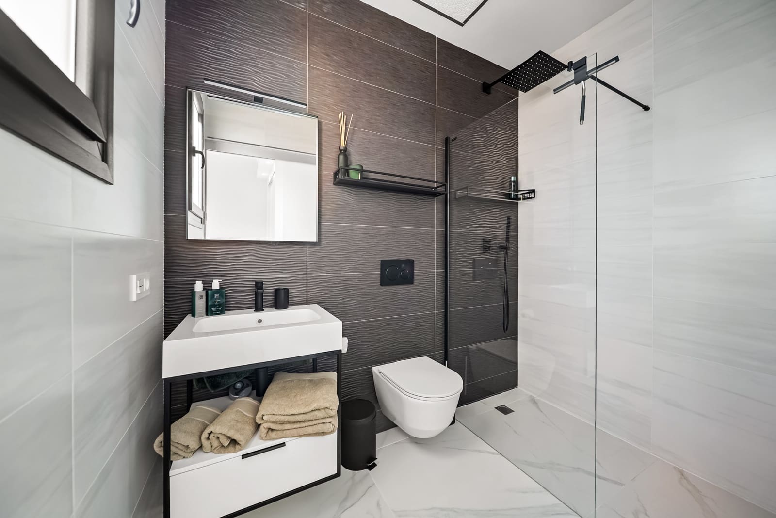 3 Zimmer Villa zu verkaufen in Orihuela Costa mit Pool Garage - 695.000 € (Ref: 9528398)