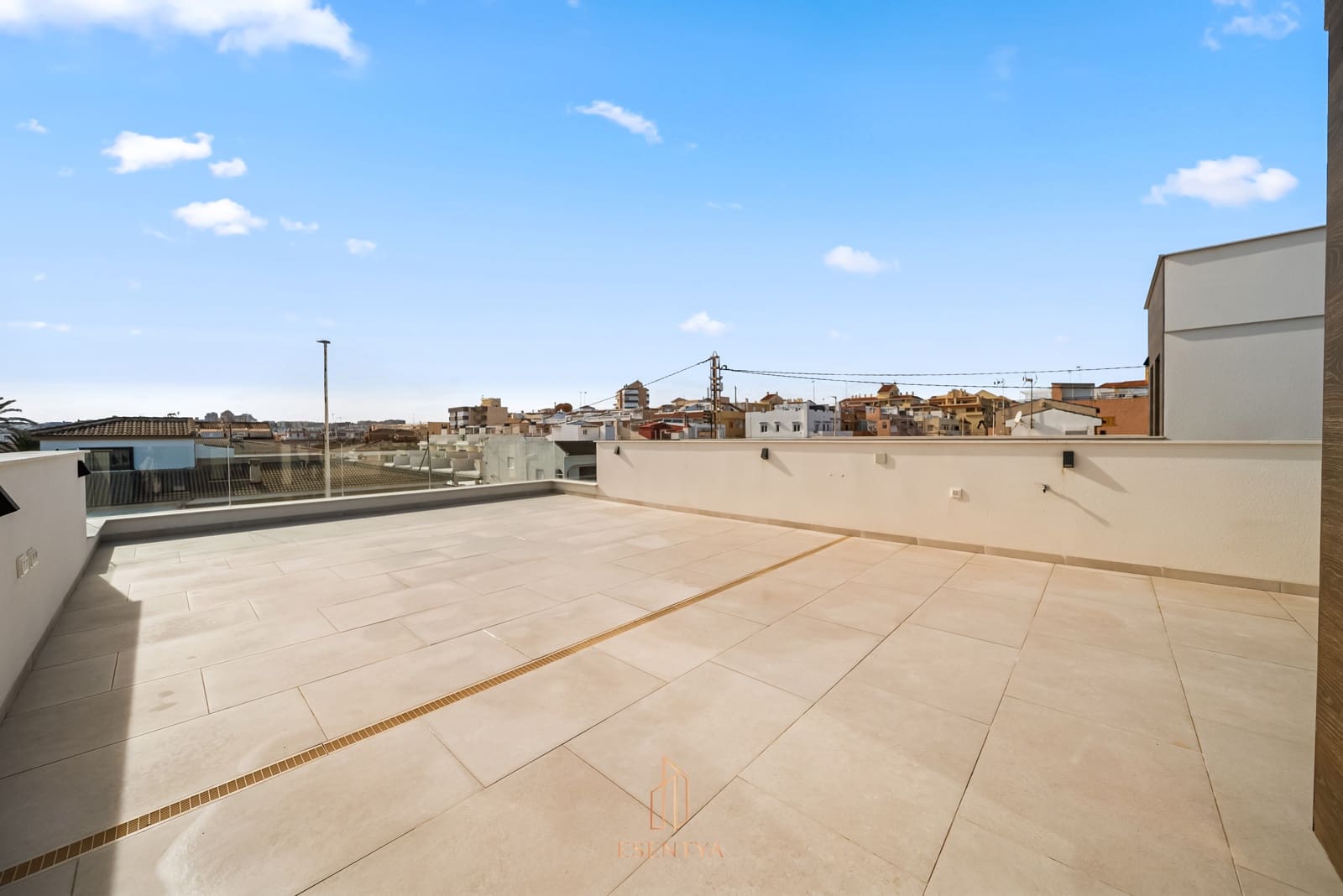 4 soverom Villa til salgs i La Mata med svømmebasseng garasje - € 845 000 (Ref: 9569997)