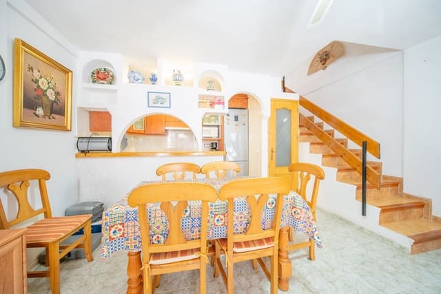 4 sovrum Finca/Hus på landet till salu i Los Europeos, Torrevieja med pool garage - 209 900 € (Ref: 9592288)