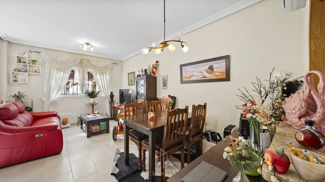 2 makuuhuone Maalaistalo myytävänä paikassa Villamartin, Orihuela mukana uima-altaan 
autotalli - 215 000 € (Ref: 9592289)