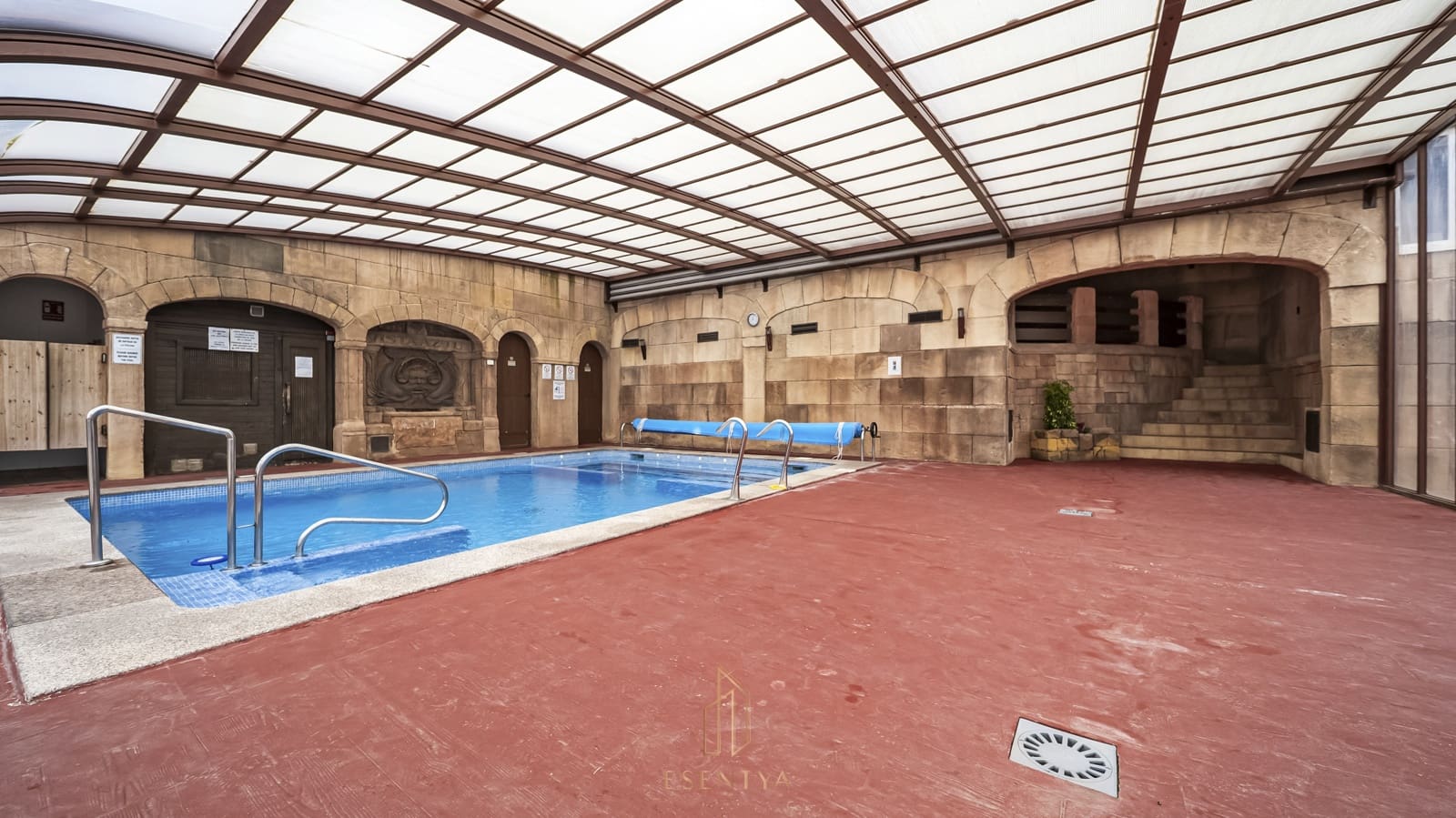 2 makuuhuone Maalaistalo myytävänä paikassa Villamartin mukana uima-altaan 
autotalli - 215 000 € (Ref: 9592289)