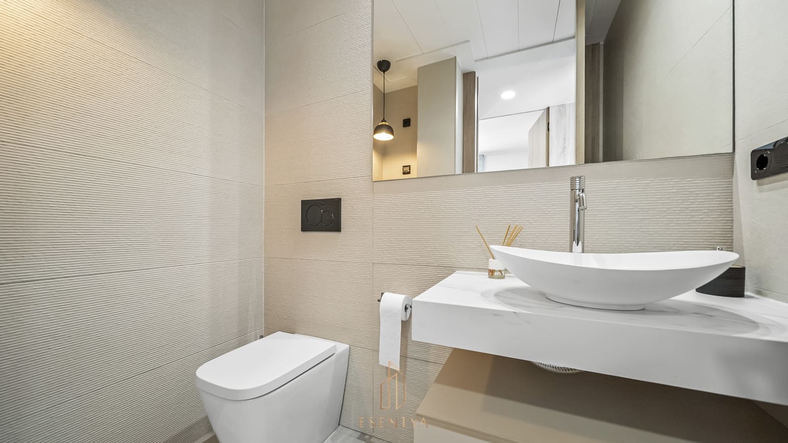 4 sypialnia Willa na sprzedaż w Algorfa z basenem garażem - 770 000 € (Ref: 9606432)