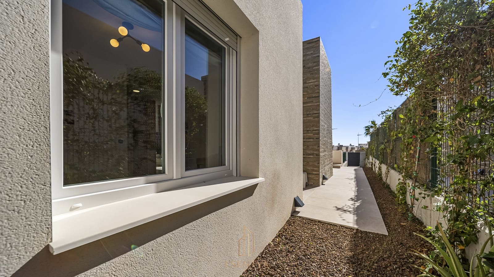 4 sypialnia Willa na sprzedaż w Algorfa z basenem garażem - 770 000 € (Ref: 9606432)