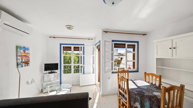 1 soverom Leilighet til salgs i Blue Lagoon med svømmebasseng garasje - € 105 000 (Ref: 9610145)