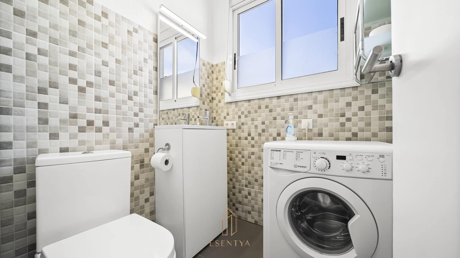 2 makuuhuone Kattohuoneisto myytävänä paikassa Torrevieja mukana uima-altaan 
autotalli - 199 000 € (Ref: 9645856)