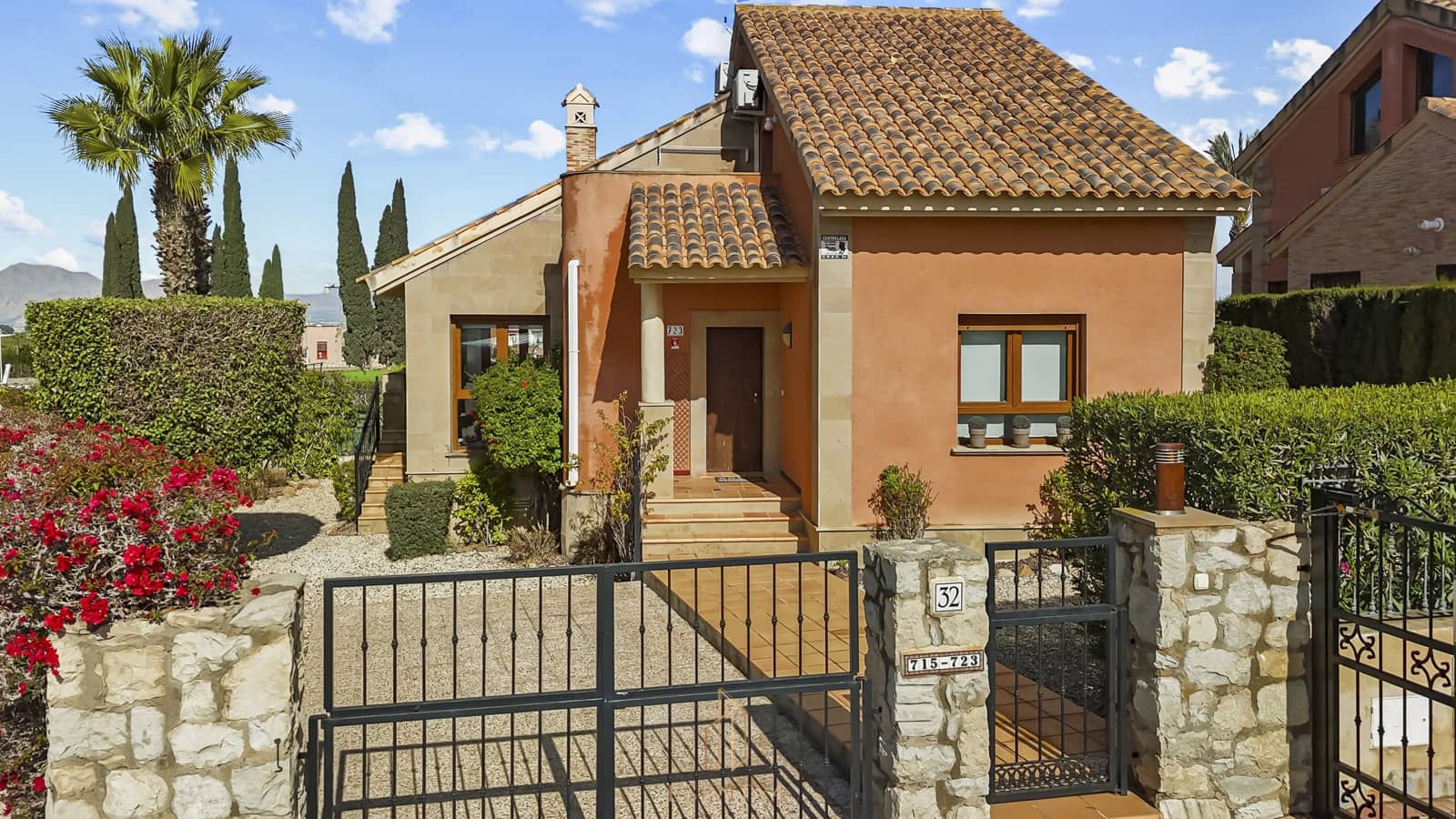 3 quarto Moradia para venda em Algorfa com piscina garagem - 459 000 € (Ref: 9667116)