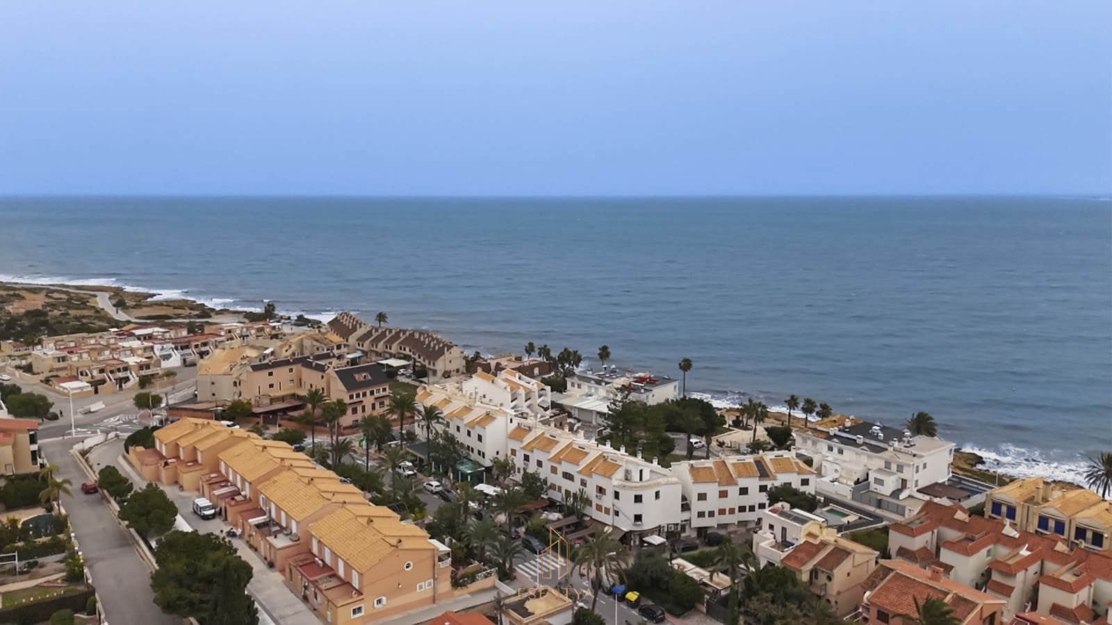 2 sypialnia Finka/Dom wiejski na sprzedaż w Santa Pola z basenem garażem - 450 000 € (Ref: 9679163)