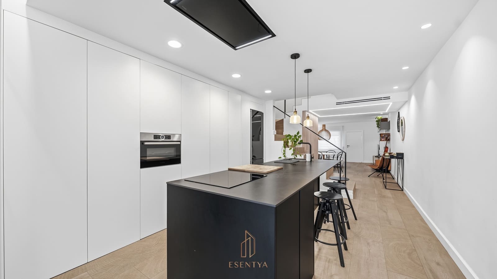 2 sypialnia Finka/Dom wiejski na sprzedaż w Santa Pola z basenem garażem - 450 000 € (Ref: 9679163)