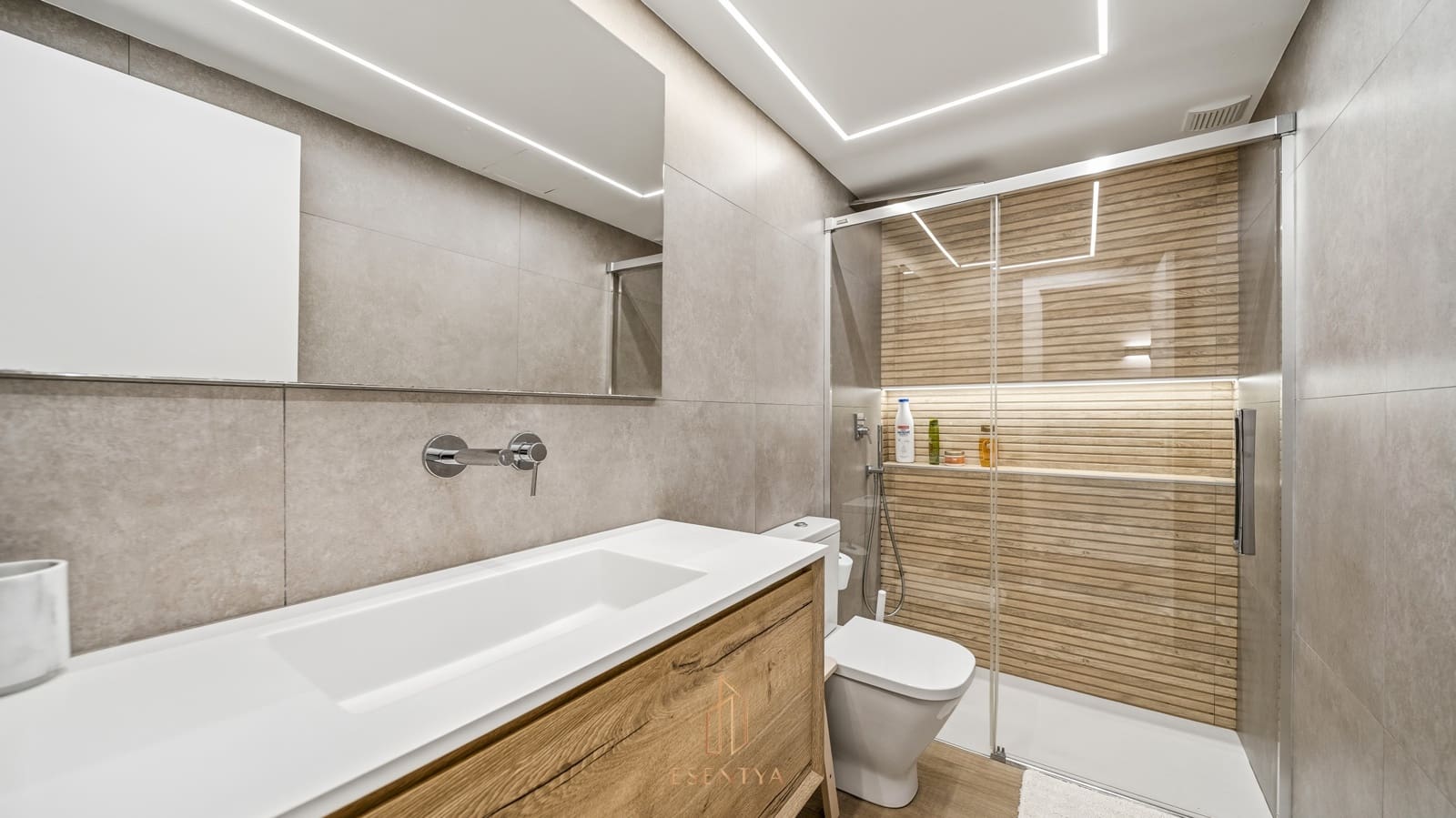 2 sypialnia Finka/Dom wiejski na sprzedaż w Santa Pola z basenem garażem - 450 000 € (Ref: 9679163)