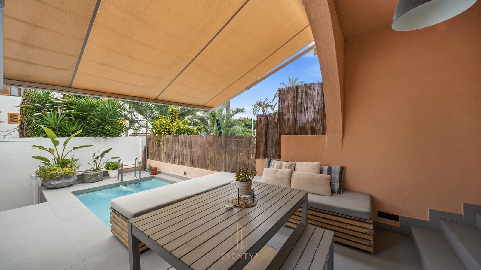 2 sypialnia Finka/Dom wiejski na sprzedaż w Santa Pola z basenem garażem - 450 000 € (Ref: 9679163)