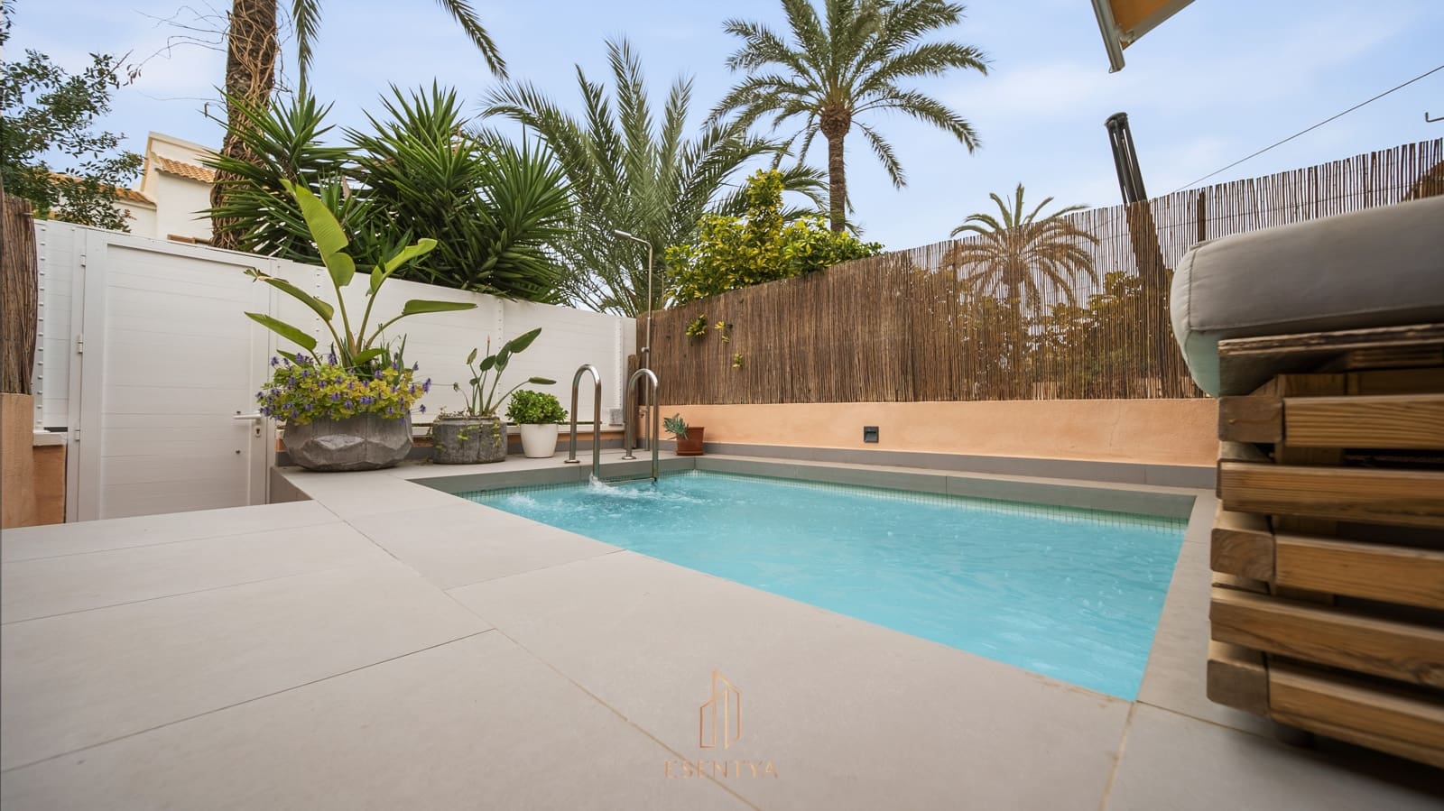 2 sypialnia Finka/Dom wiejski na sprzedaż w Santa Pola z basenem garażem - 450 000 € (Ref: 9679163)