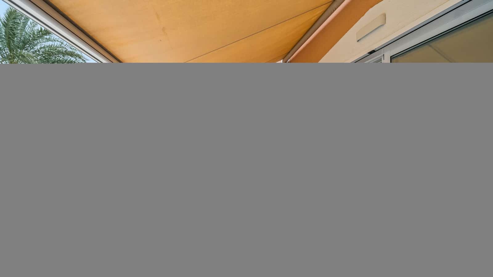 2 sypialnia Finka/Dom wiejski na sprzedaż w Santa Pola z basenem garażem - 450 000 € (Ref: 9679163)