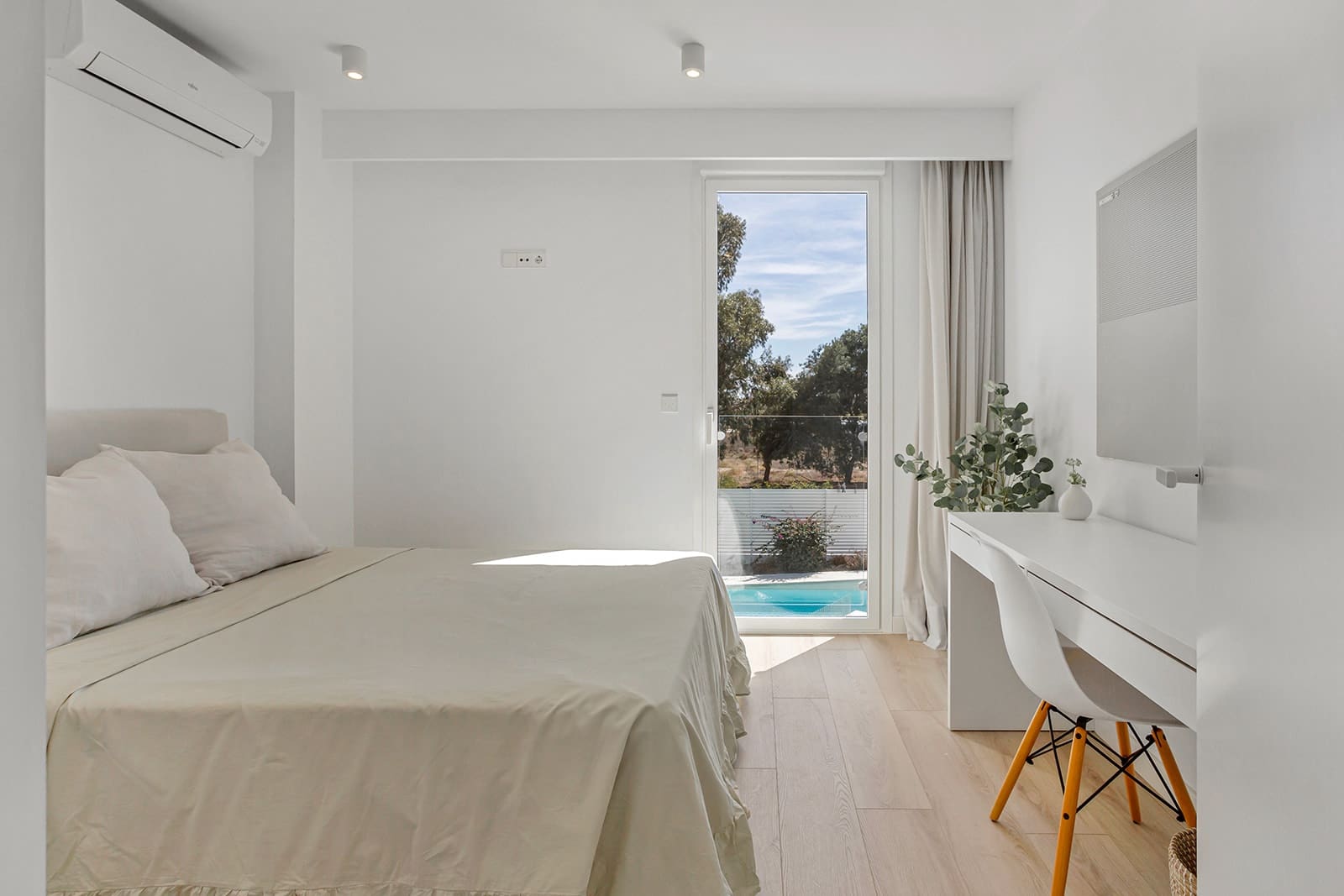 4 soveværelse Villa til salg i El Campello med swimmingpool garage - € 2.500.000 (Ref: 9679164)