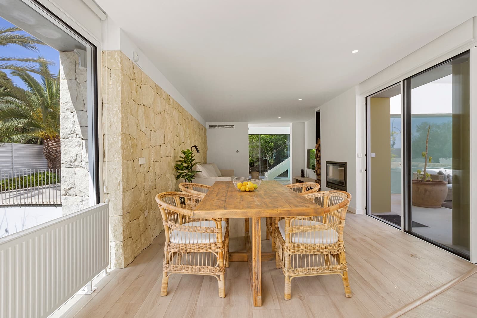 4 soveværelse Villa til salg i El Campello med swimmingpool garage - € 2.500.000 (Ref: 9679164)