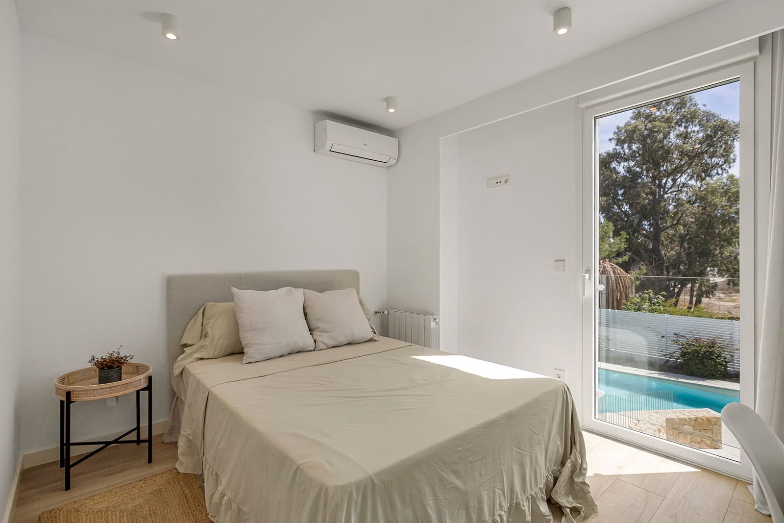 4 soveværelse Villa til salg i El Campello med swimmingpool garage - € 2.500.000 (Ref: 9679164)