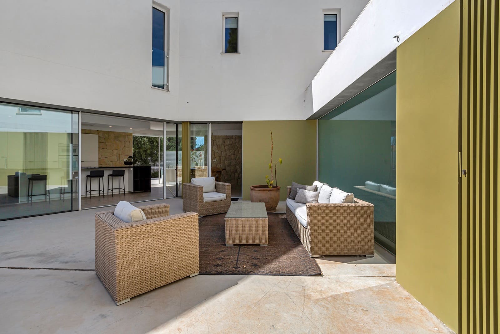 4 soveværelse Villa til salg i El Campello med swimmingpool garage - € 2.500.000 (Ref: 9679164)