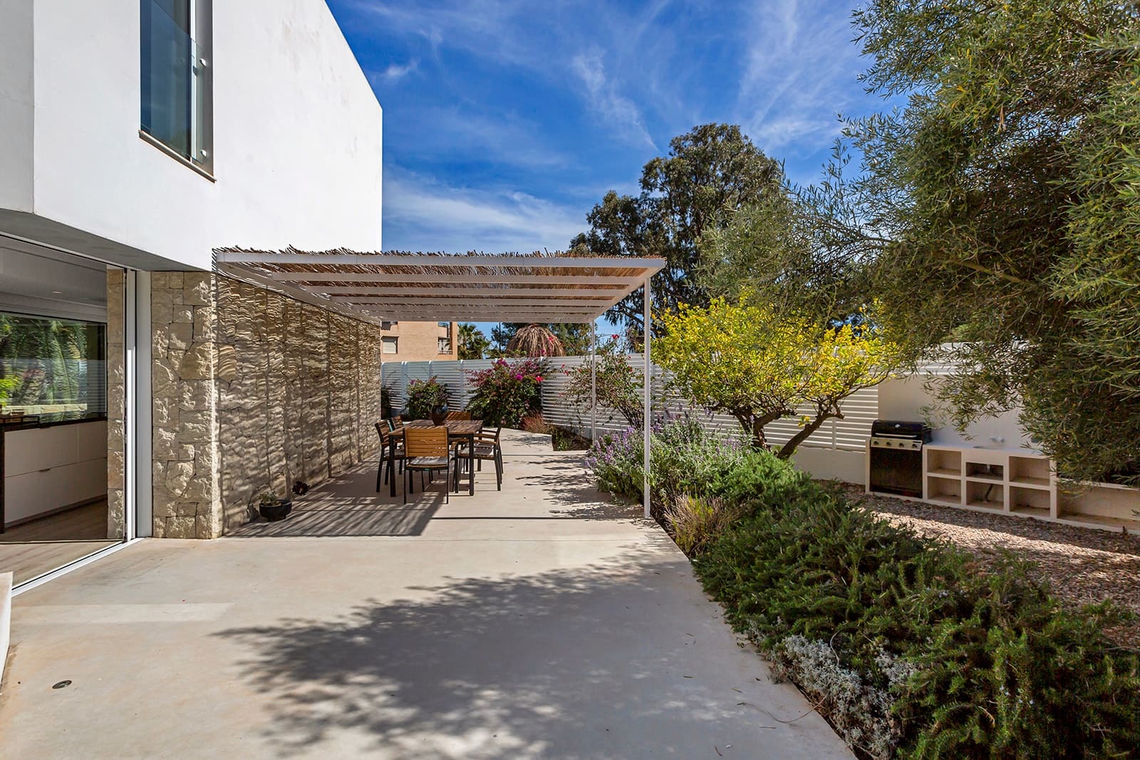 4 soveværelse Villa til salg i El Campello med swimmingpool garage - € 2.500.000 (Ref: 9679164)